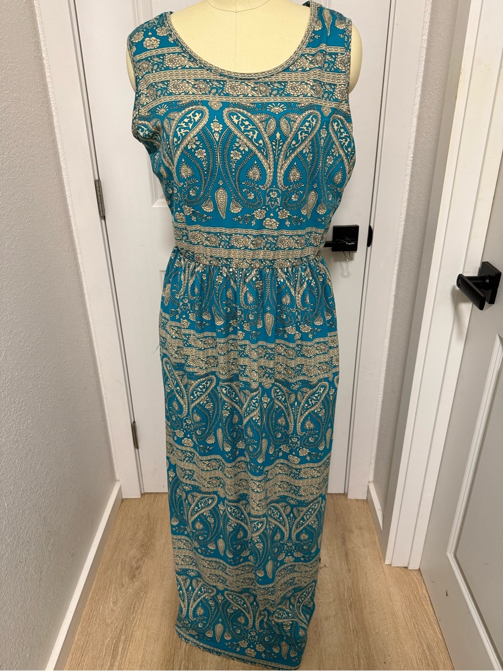 Sleeveless Teal Paisley Maxi Dress